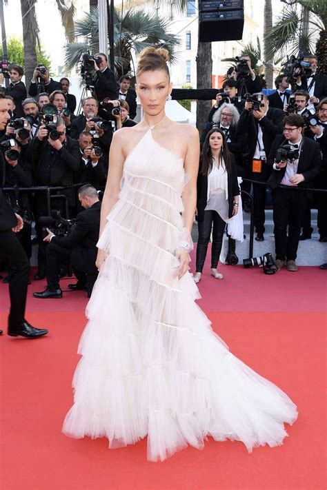 vestito dior bella hadid